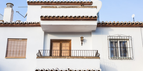 Pintar Fachadas de Casas Unifamiliares / Chalets Arrecife · Pinturas Especiales Anticorrosivas y de Alta Resistencia