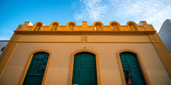 Pintar Fachadas de Casas Unifamiliares / Chalets Arrecife · Restauración de Fachadas